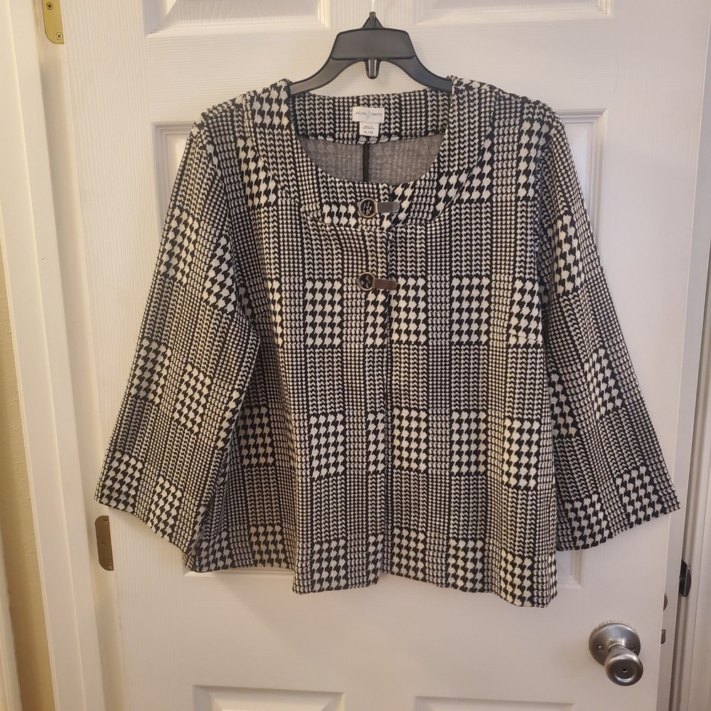 Jaclyn Smith sz XL black & white houndstooth jacket sweater classic office work